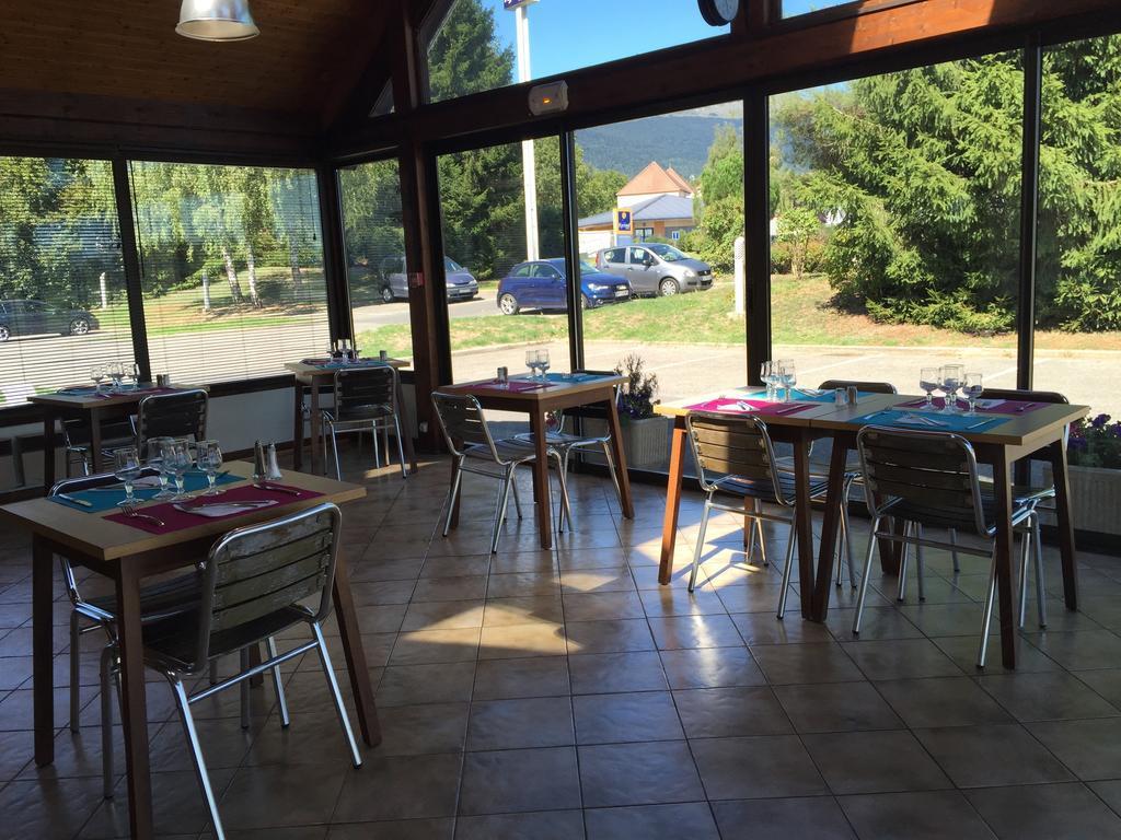 Kyriad Geneve St-Genis-Pouilly Saint-Genis-Pouilly Bagian luar foto